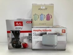 3 X KITCHEN ITEMS INCLUDING MORPHY RICHARDS TOASTER - LOCATION 25A.