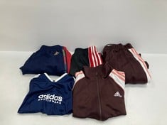 5 X ADIDAS GARMENTS VARIOUS MODELS AND SIZES INCLUDING NAVY BLUE T-SHIRT SIZE M (TOTAL P.V.P 404€) - LOCATION 45B.