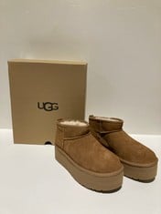 UGG BOOTS MODEL W CLASSIC ULTRA MINI PLATAFORM BROWN COLOUR SIZE 38 (TOTAL P.V.P 180€) - LOCATION 29A.