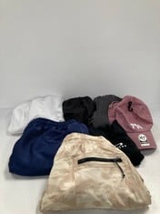 7 X GARMENTS VARIOUS BRANDS AND SIZES INCLUDING NAVY BLUE NIKE TROUSERS SIZE L (TOTAL P.V.P 264€) - LOCATION 45B.