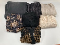 7 X GARMENTS VARIOUS BRANDS AND SIZES INCLUDING LOVE TRIANGLE FLORAL SKIRT SIZE XS (TOTAL P.V.P. 386€) - LOCATION 46B.