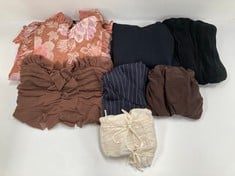 7 X GARMENTS VARIOUS BRANDS AND SIZES INCLUDING BROWN TOP BRAND SILENCE + NOISE SIZE XS (TOTAL P.V.P 297€) - LOCATION 42B.