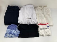 6 X GARMENTS VARIOUS BRANDS AND SIZES INCLUDING WHITE TOP IETS FRANS SIZE S (TOTAL P.V.P 278€) - LOCATION 34B.