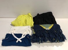 5 X GARMENTS VARIOUS BRANDS AND SIZES INCLUDING SCARF (TOTAL P.V.P. 261€) - LOCATION 6B.