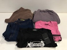 5 X GARMENTS VARIOUS BRANDS AND SIZES INCLUDING WASTED T-SHIRT SIZE S (TOTAL P.V.P 289€) - LOCATION 6B.