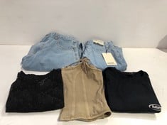 5 X GARMENTS VARIOUS BRANDS AND SIZES INCLUDING TOP LIONESS SIZE M (TOTAL P.V.P 322€) - LOCATION 2B.