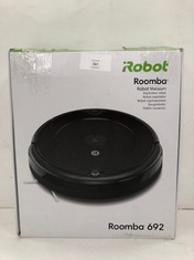 IROBOT ROOMBA 692 ROBOT HOOVER WITH WI-FI CONNECTION, THREE-STAGE CLEANING SYSTEM, PERSONALISED SUGGESTIONS, COMPATIBLE WITH YOUR VOICE ASSISTANT, BLACK - LOCATION 12B.