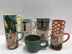 9 X DESIGN MUGS VARIOUS MODELS (TOTAL P.V.P 124€) - LOCATION 34C.