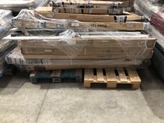 PALLET OF ASSORTED FURNITURE INCLUDING DRAWER CANAPÉ 4 LEGS 30 MM MODEL SERGE (MAY BE BROKEN OR INCOMPLETE).