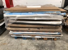 PALLET INCLUDING A VARIETY OF BEDSTEADS AND UPHOLSTERED BASES (MAY BE BROKEN OR INCOMPLETE).