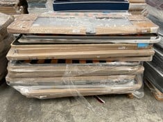 PALLET VARIETY OF BEDSTEADS, UPHOLSTERED BASES AND HEADBOARD INCLUDING SILVER HEADBOARD 210X060CM (MAY BE BROKEN OR INCOMPLETE).