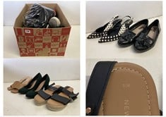 BOX OF ASSORTED SHOES TO INCLUDE NEW LOOK GREEN SUEDE STYLE BLOCK CLOSED HEELS SIZE 5