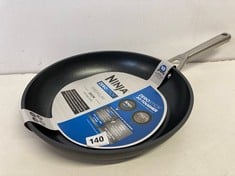 SHARK NINJA ZEROSTICK ALUMINIUM 30CM FRYING PAN MODEL NO- C30030UK