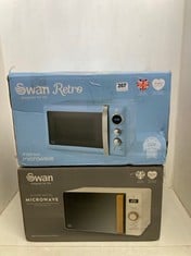 SWAN NORDIC COLLECTION 20L DIGITAL MICROWAVE IN WHITE AND SWAN RETRO 800W BLUE MICROWAVE