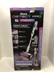 SHARK DETECT PRO AUTO-EMPTY 2 LITRE CORDLESS VACUUM RRP- £399