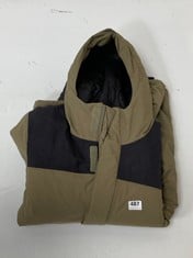 THE NORTH FACE MEN'S WINTER JACKET - OLIVE GREEN / BLACK SIZE L