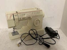 SINGER SEWING MACHINE - WHITE