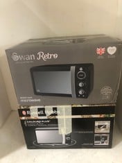 RUSSELL HOBBS 17L BLACK MICROWAVE - MODEL NO.: RHMM701B-N TO INCLUDE SWAN RETRO 800W BLACK MICROWAVE