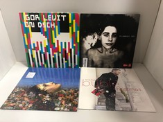 5 X ASSORTED VINYL RECORDS TO INCLUDE PJ HARVEY - DRY VINYL