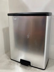 STAINLESS STEEL PEDAL KITCHEN BIN