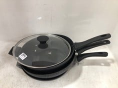 3 X ASSORTED PANS TO INCLUDE BLACKMOOR 28CM FRYING PAN