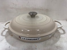 LE CREUSET ENAMELLED CAST IRON 30CM SIGNATURE SHALLOW CASSEROLE/BRAISER