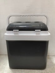 STREETWIZE 24L THERMOELECTRIC COOLER & WARMER BOX