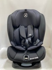 MAXI COSI TITAN BASIC CAR SEAT IN BLACK - RRP £199