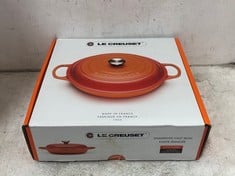 LE CREUSET ENAMELLED CAST IRON 30CM SIGNATURE SHALLOW CASSEROLE/BRAISER DISH