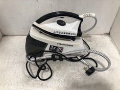 RUSSELL HOBBS STEAM POWER BLACK STEAM GENERATOR IRON 24420