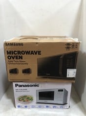 SAMSUNG 23L 800W SOLO MICROWAVE OVEN BLACK MS23K3513AK - RRP £139 TO INCLUDE PANASONIC 20L 800W MICROWAVE OVEN SILVER NN-E28JMM