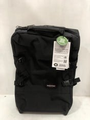 EASTPAK BLACK 2 WHEEL TRAVEL BAG