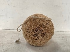 16 X STONE THE CROWS GIANT RAFFIA BALL - DIAMETER 19CM - TOTAL RRP £144