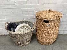 4 X ASSORTED JOHN LEWIS HOME ITEMS TO INCLUDE JOHN LEWIS ANYDAY SPLIT WILLOW GREY LOG BASKET