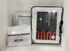 3 X ASSORTED JOHN LEWIS BEDDING TO INCLUDE JOHN LEWIS NATURAL COTTON QUILTED DOUBLE MATTRESS PROTECTOR