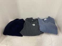 3 X ASSORTED JOHN LEWIS MENS CLOTHING TO INCLUDE JOHN LEWIS 1/4 ZIP NAVY BLUE CASHEMERE SWEATER SIZE MEDIUM