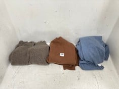 3 X ASSORTED JOHN LEWIS MENS CLOTHING TO INCLUDE JOHN LEWIS 1/4 ZIP BROWN CASHEMERE SWEATER SIZE LARGE