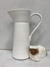 2 X STONE THE CROWS LARGE HANDLED JUG - MATT WHITE - HGT 35CMS - TOTAL RRP £80 TO INCLUDE 12 X STONE THE CROWS SMALL LYING WHITE SHEEP