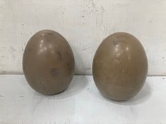 18 X STONE THE CROWS SMALL EGG - STONE - HEIGHT 13CM - TOTAL RRP £90