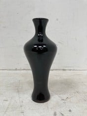 16 X STONE THE CROWS MEDIUM VASE - BLACK - HIEGHT 18CMs - TOTAL RRP £144