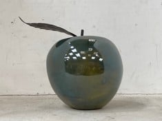 4 X STONE THE CROWS LARGE APPLE WITH METAL LEAF DECORATIONS