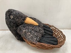 24 X STONE THE CROWS BLACK CROW DECORATION IN BASKET