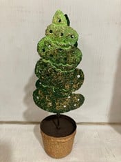 20 X STONE THE CROWS SPIRAL TOPIARY VIGIL C'STICK - HEIGHT 31CM - TOTAL RRP £560