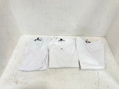 3 X ASSORTMENT OF RALPH LAUREN LAUREN CLOTHING TO INCLUDE JUDY ELBOW SLEEVE KNIT IN WHITE SIZE XS