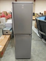 INDESIT 235L FREESTANDING 50/50 FRIDGE FREEZER IN SILVER - MODEL NO. IBD5517SUK1 - RRP £210 (ZONE 1)