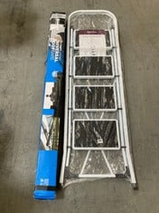 SUMMIT UNIVERSAL ROOF BARS TO INCLUDE HOME VIDA 4 STEP ANTI SLIP LADDER (ZONE 2)