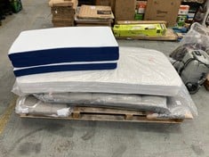 PALLET OF ASSORTED MATTRESSES / HEADBOARDS TO INCLUDE APPROX 120CM FOLDABLE MEMORY FOAM MATTRESS TOPPER (ZONE 4) (KERBSIDE PALLET DELIVERY)