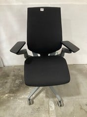 STEELCASE GESTURE WRAPPED BACK OFFICE CHAIR IN DARK - MODEL NO. 1_B90485 - RRP £855 (ZONE 1)