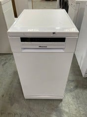 HISENSE SLIM SIZE FREESTANDING DISHWASHER IN WHITE - MODEL NO. HS520E40WUK - RRP £250 (ZONE 1)