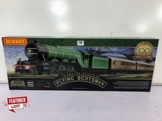 HORNBY CELEBRATING 100 YEARS OF FLYING SCOTSMAN 00 GAUGE TRAIN SET RRP- £200